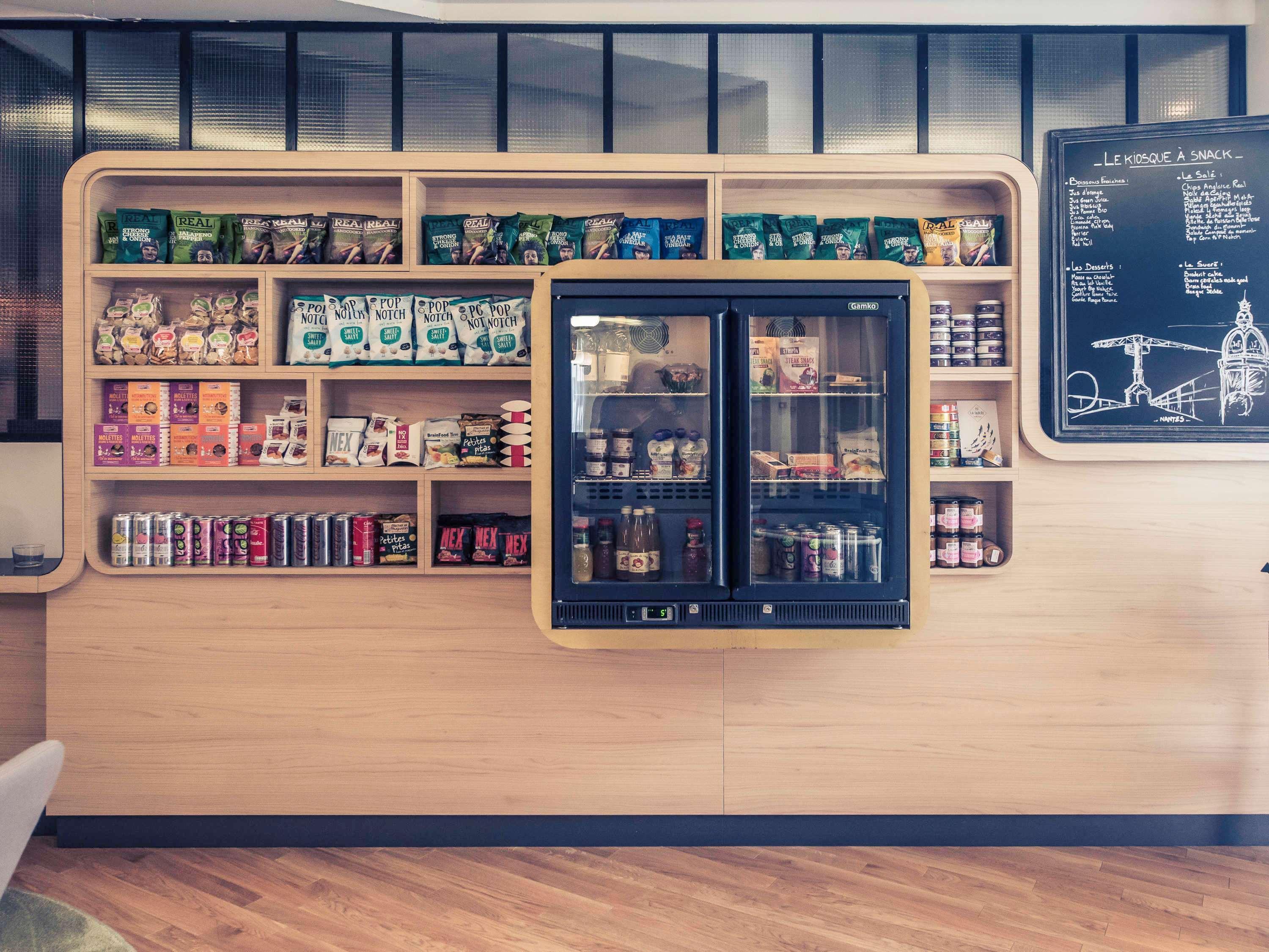 Mercure Nantes Centre Gare Ngoại thất bức ảnh