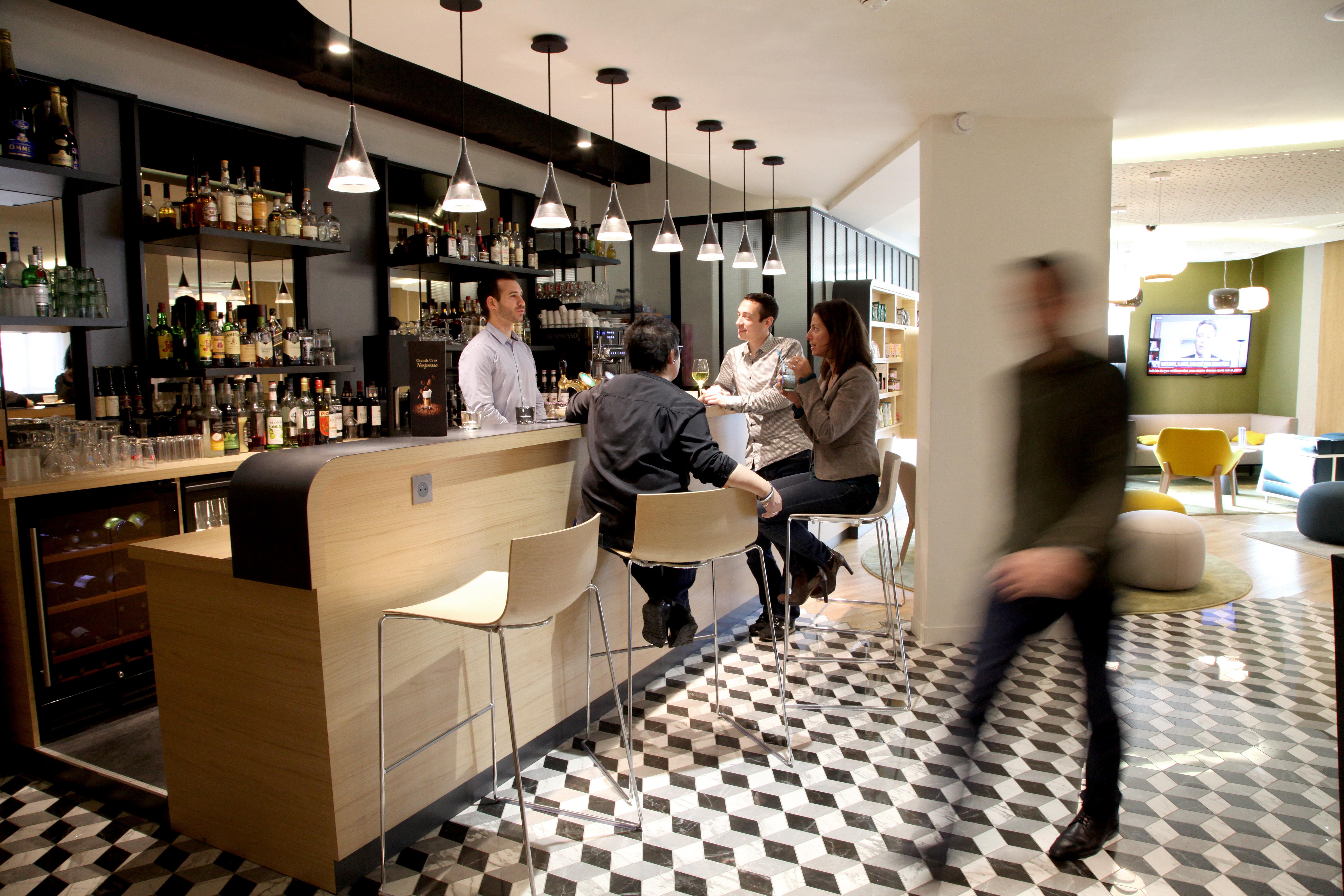 Mercure Nantes Centre Gare Ngoại thất bức ảnh