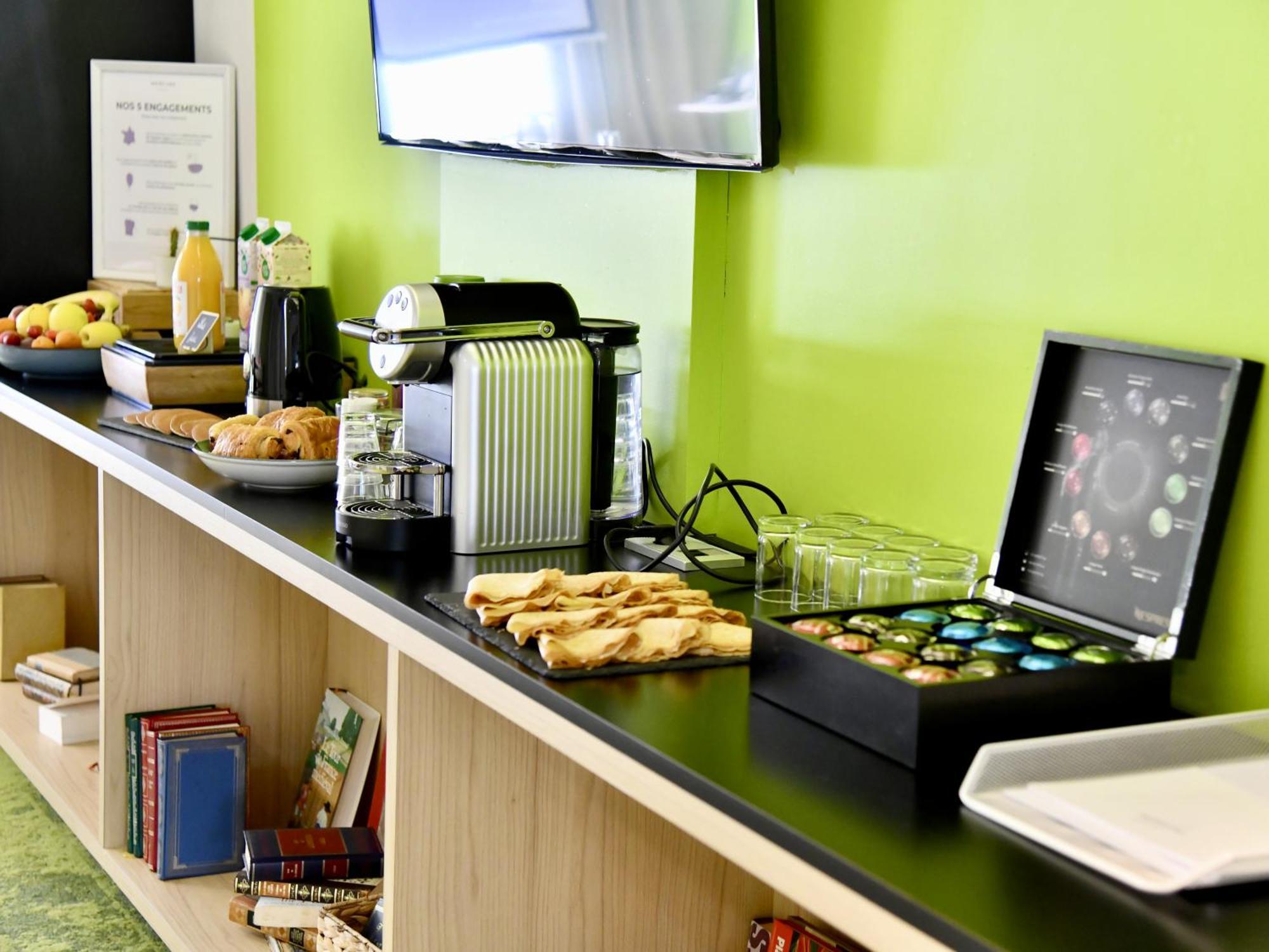 Mercure Nantes Centre Gare Ngoại thất bức ảnh