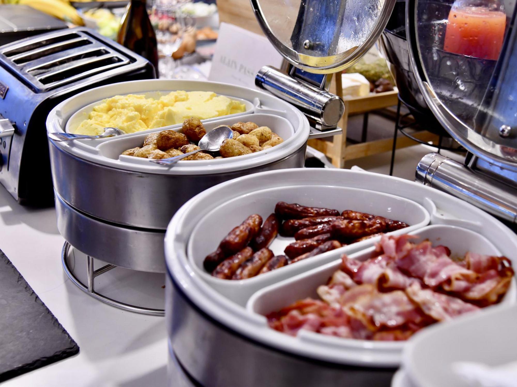 Mercure Nantes Centre Gare Ngoại thất bức ảnh