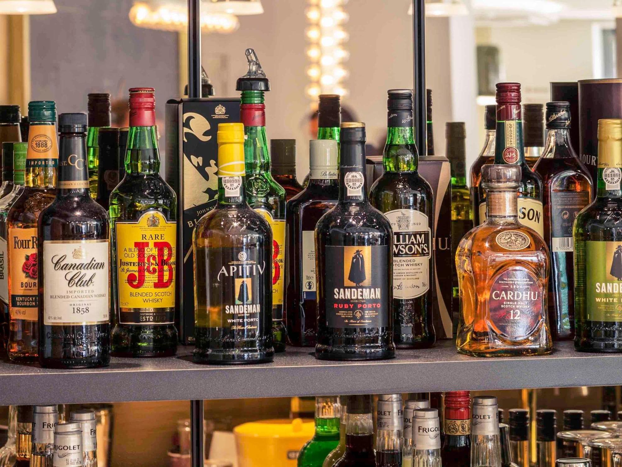 Mercure Nantes Centre Gare Ngoại thất bức ảnh