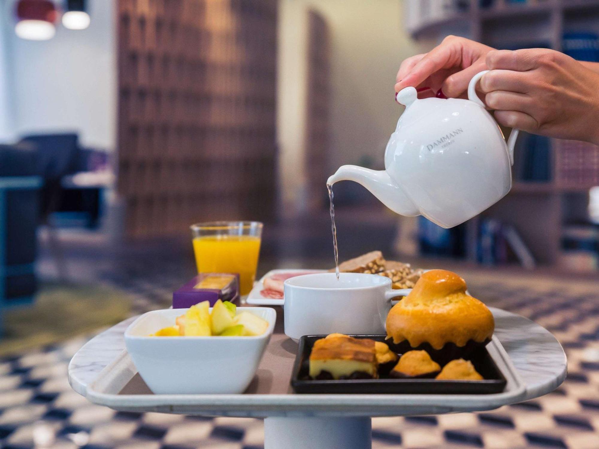 Mercure Nantes Centre Gare Ngoại thất bức ảnh