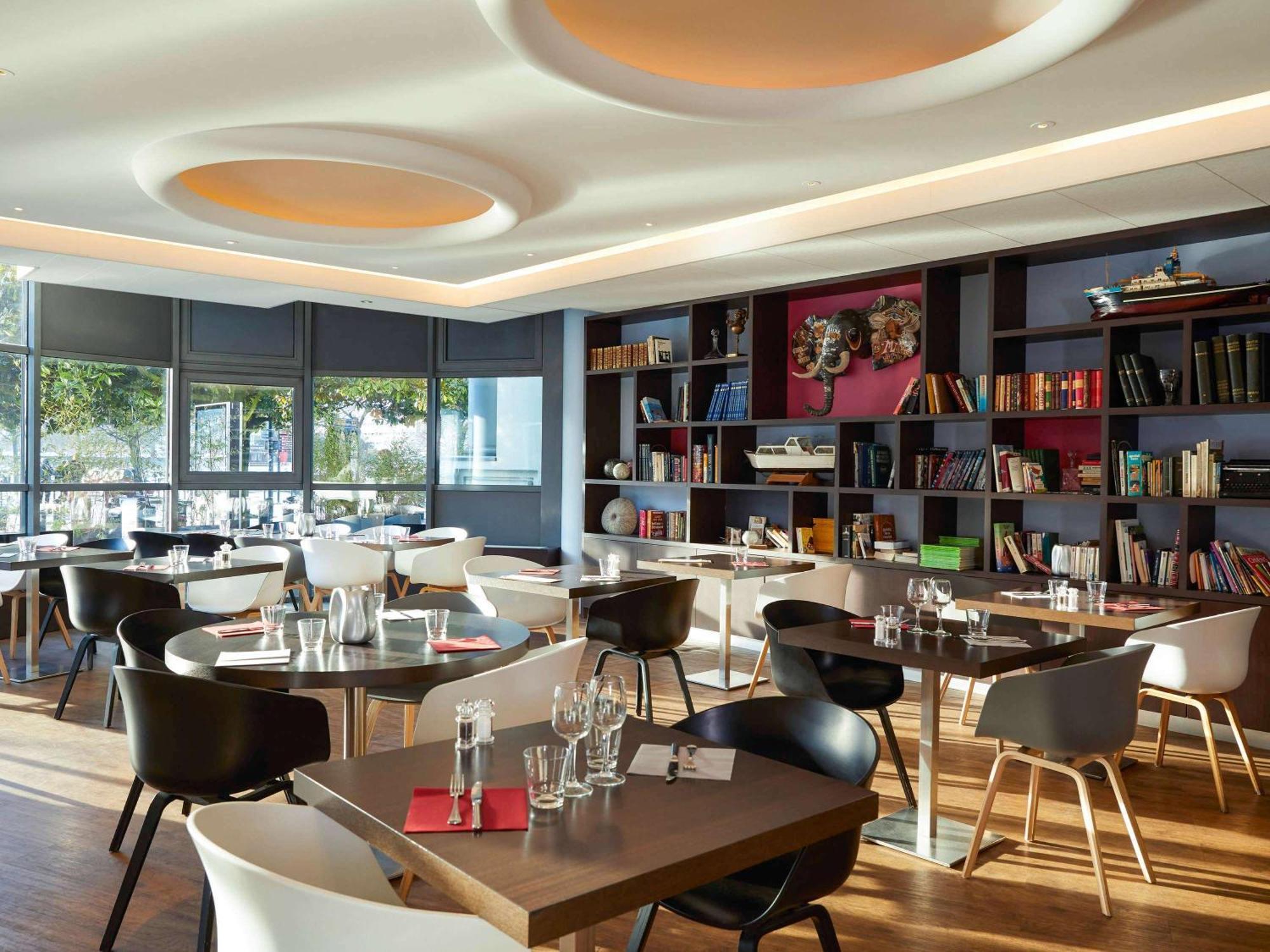 Mercure Nantes Centre Gare Ngoại thất bức ảnh