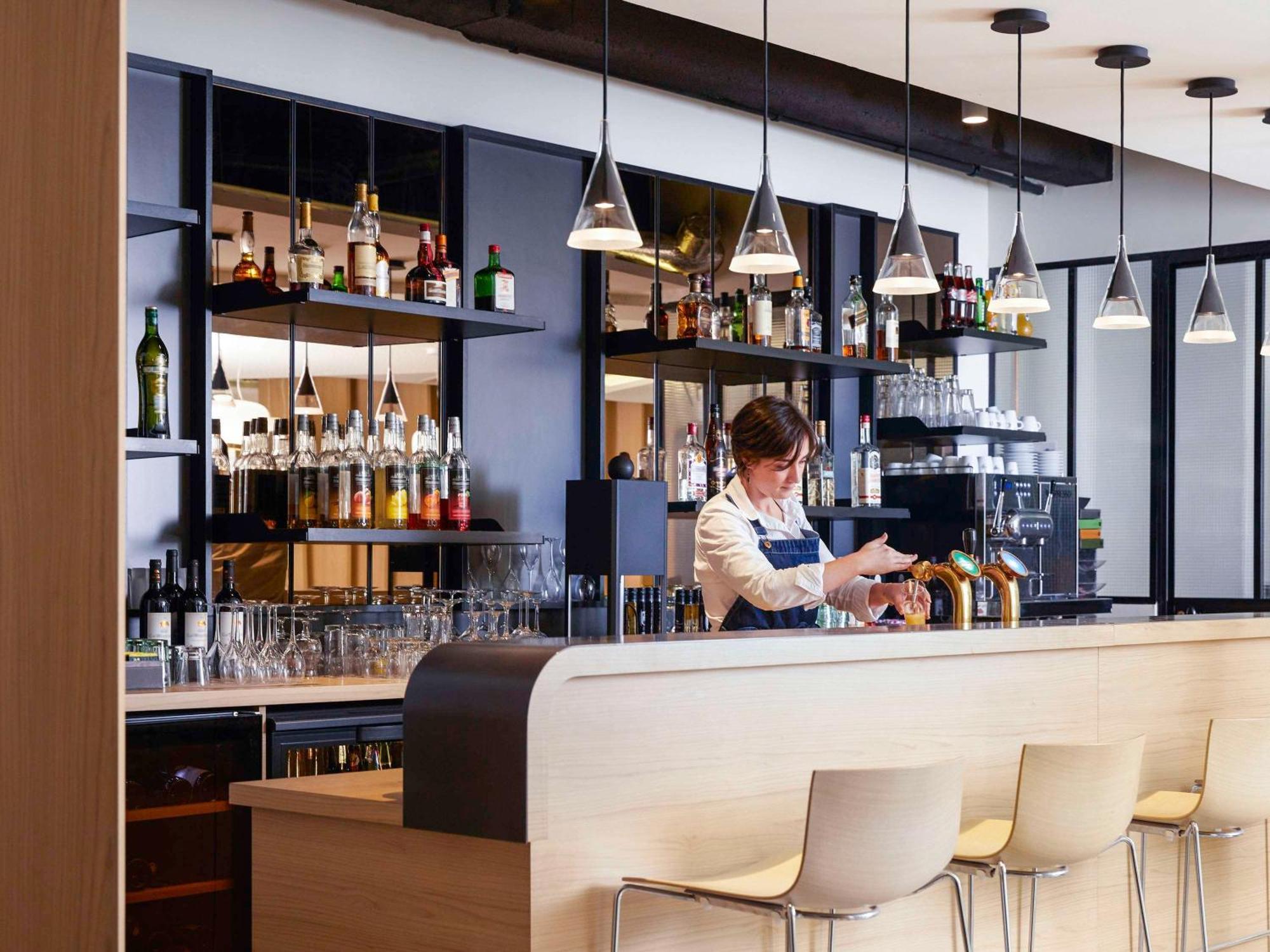 Mercure Nantes Centre Gare Ngoại thất bức ảnh